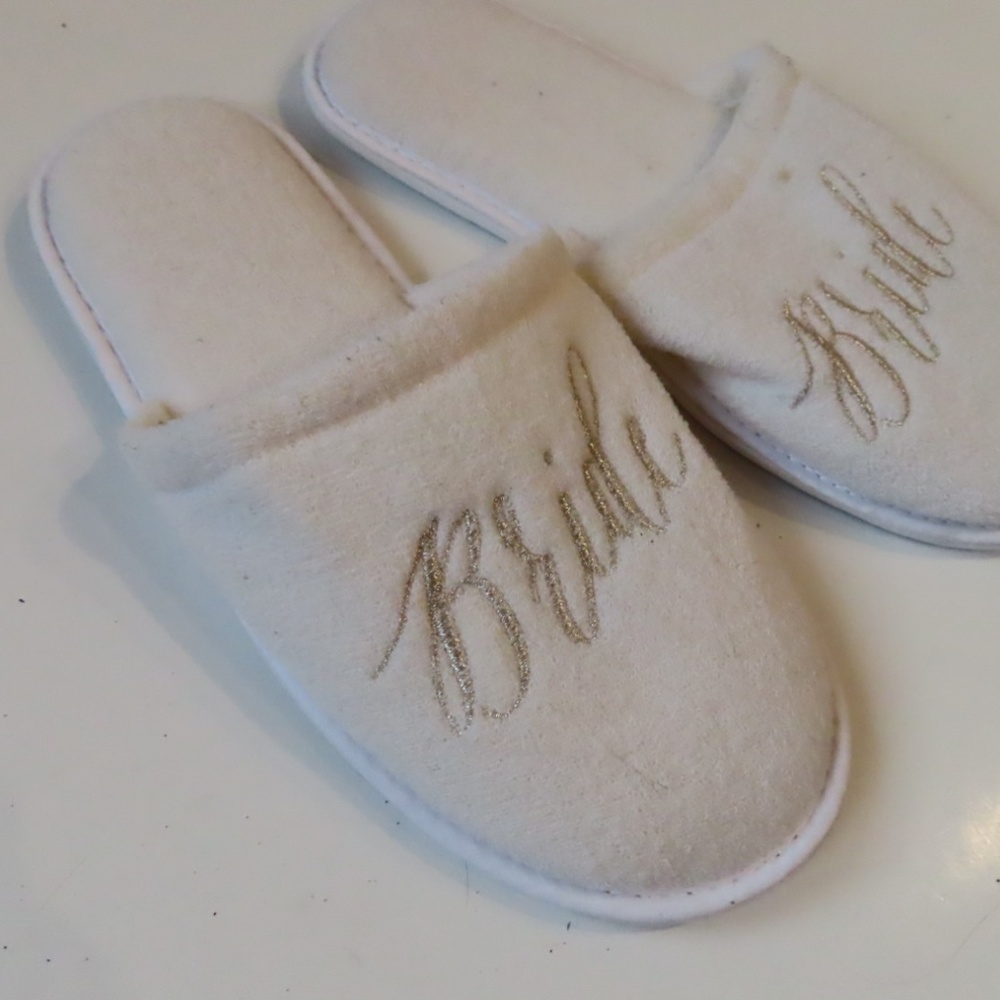 Bride Slipper Slides - Picture 2 of 8